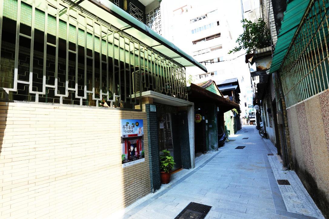 1969 - Elixir Of Love Tainan Luaran gambar